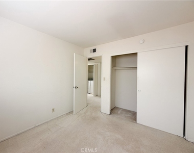 2612 W Grand Avenue - Photo Thumbnail 27