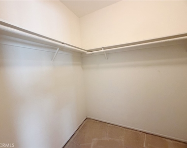 2612 W Grand Avenue - Photo Thumbnail 24