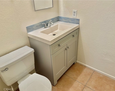 13568 Poppy Place - Photo Thumbnail 6
