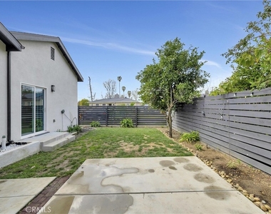 17227 Keswick Street - Photo Thumbnail 45