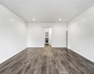 10715 Moorpark Street - Photo Thumbnail 1