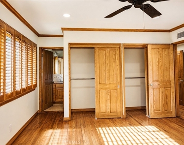 4720 Hayman Avenue - Photo Thumbnail 29