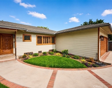4720 Hayman Avenue - Photo Thumbnail 7