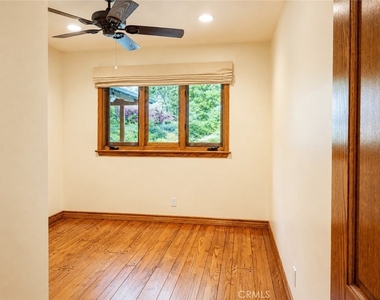 4720 Hayman Avenue - Photo Thumbnail 35