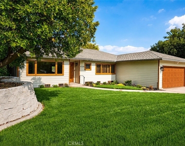 4720 Hayman Avenue - Photo Thumbnail 5