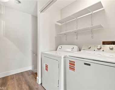 25136 Steinbeck Avenue - Photo Thumbnail 21