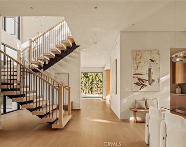 4724 Halbrent - Photo Thumbnail 5