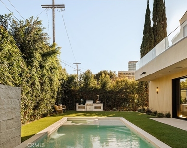 4724 Halbrent - Photo Thumbnail 15