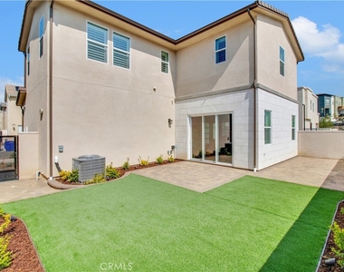 27031 California Court - Photo Thumbnail 32