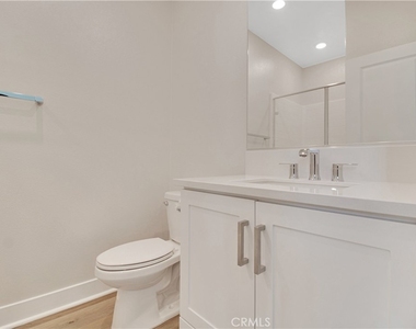 27031 California Court - Photo Thumbnail 28