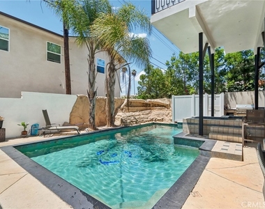 4432 Melbourne Avenue - Photo Thumbnail 43