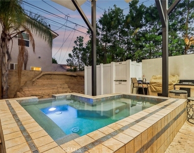 4432 Melbourne Avenue - Photo Thumbnail 50