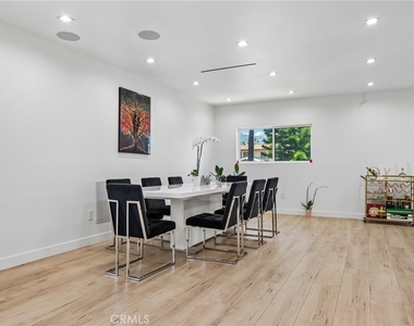 4432 Melbourne Avenue - Photo Thumbnail 28
