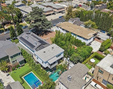 4432 Melbourne Avenue - Photo Thumbnail 63