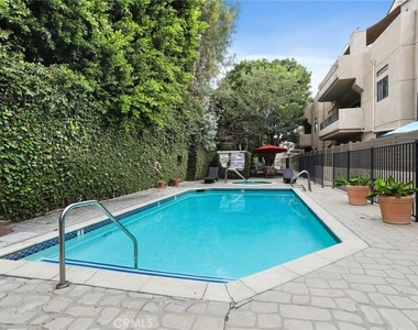 4477 Woodman - Photo Thumbnail 24