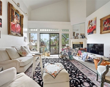 4477 Woodman - Photo Thumbnail 2