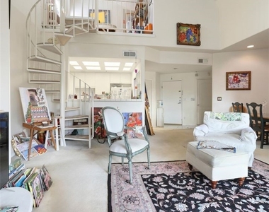 4477 Woodman - Photo Thumbnail 5