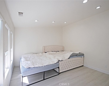 29268 Rio Lobo Way - Photo Thumbnail 14