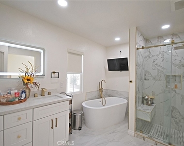 29268 Rio Lobo Way - Photo Thumbnail 15