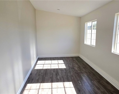 13821 Burton Street - Photo Thumbnail 14