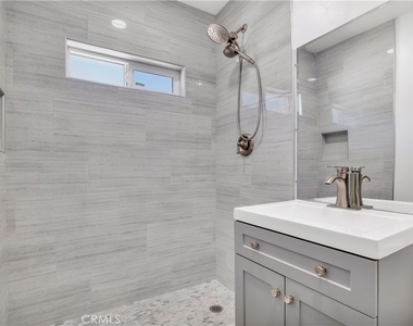 18234 Sugarman Street - Photo Thumbnail 11