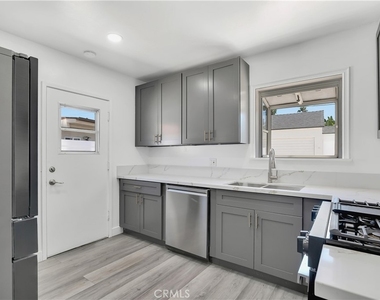18234 Sugarman Street - Photo Thumbnail 6