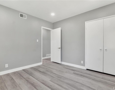 18234 Sugarman Street - Photo Thumbnail 13