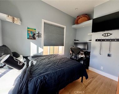 140 31st Street - Photo Thumbnail 17