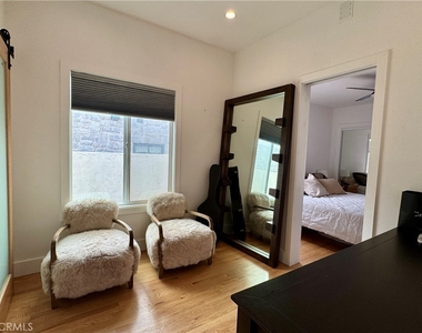 140 31st Street - Photo Thumbnail 14