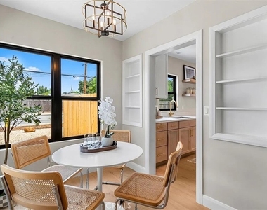 206 Olive - Photo Thumbnail 3