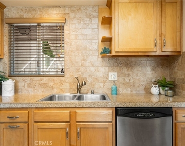 2286 Via Puerta - Photo Thumbnail 15