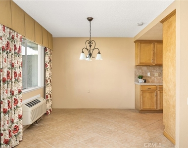 2286 Via Puerta - Photo Thumbnail 12