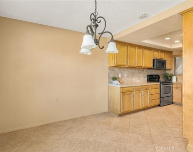 2286 Via Puerta - Photo Thumbnail 14