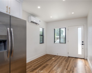 918 N Enid Avenue - Photo Thumbnail 7