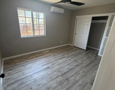 644 Farview Street - Photo Thumbnail 8