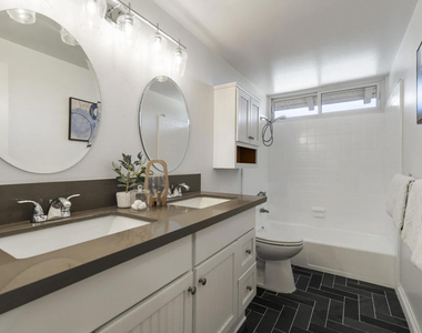 579 Acacia Street - Photo Thumbnail 24
