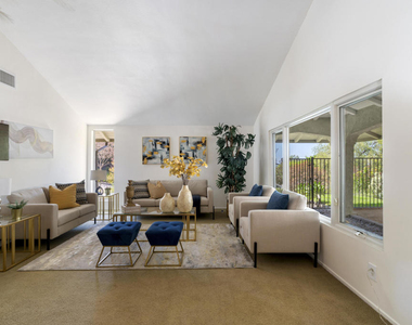 579 Acacia Street - Photo Thumbnail 9
