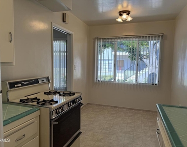 514 Linwood Avenue - Photo Thumbnail 5