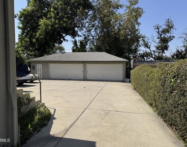 514 Linwood Avenue - Photo Thumbnail 12