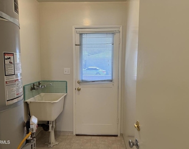 514 Linwood Avenue - Photo Thumbnail 6