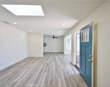 4191 Farquhar Avenue - Photo Thumbnail 9