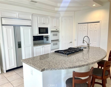 6 Emerald Glen - Photo Thumbnail 15