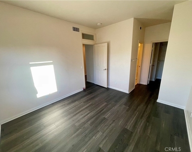 6 Emerald Glen - Photo Thumbnail 51