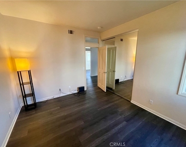 6 Emerald Glen - Photo Thumbnail 47