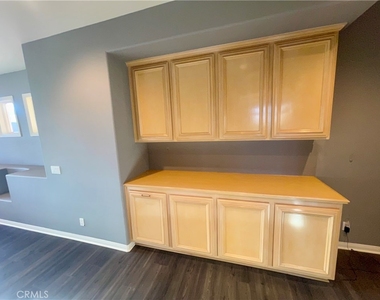 6 Emerald Glen - Photo Thumbnail 45