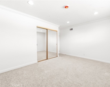 5892 Meadowlark Drive - Photo Thumbnail 31