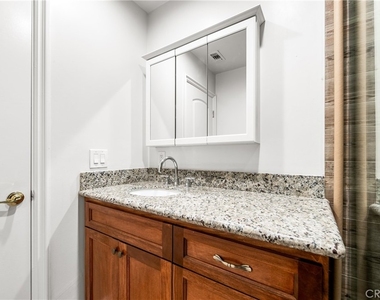 5892 Meadowlark Drive - Photo Thumbnail 19