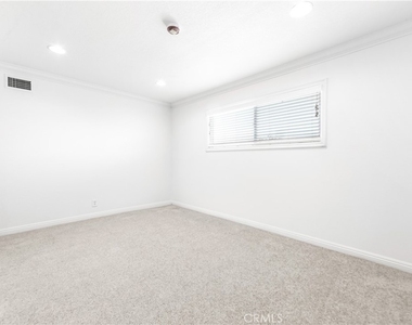 5892 Meadowlark Drive - Photo Thumbnail 32
