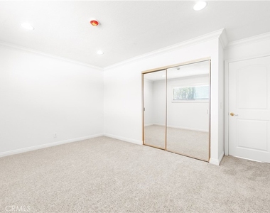 5892 Meadowlark Drive - Photo Thumbnail 30