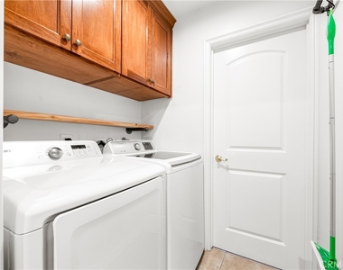 5892 Meadowlark Drive - Photo Thumbnail 22